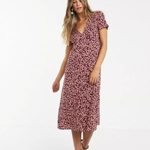 Vero Moda floral sweetheart midi dress